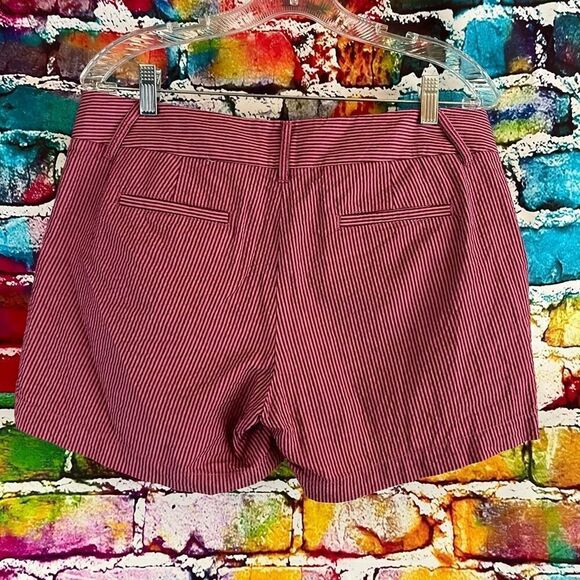 J. Crew Seersucker Pink Striped Shorts Size 8 Style 81616 - Picture 2 of 5